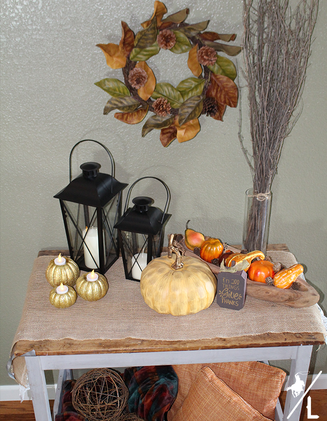 Fall Entry Table Thanksgiving Decorations | Creative Thanksgiving Decorations You'll Wish You'd Thought Of First