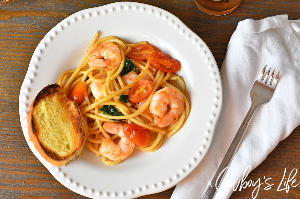 tomato spinach shrimp pasta