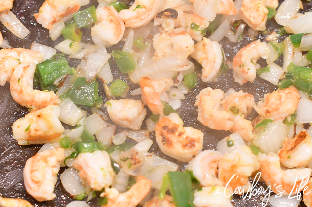 Shrimp Quesadillas | Grilled Shrimp | Low Carb Quesadilla | Keto Dinner | Seafood Dinner | Taco Tuesday #shrimpquesadillas #grilledshrimp #tacotuesday