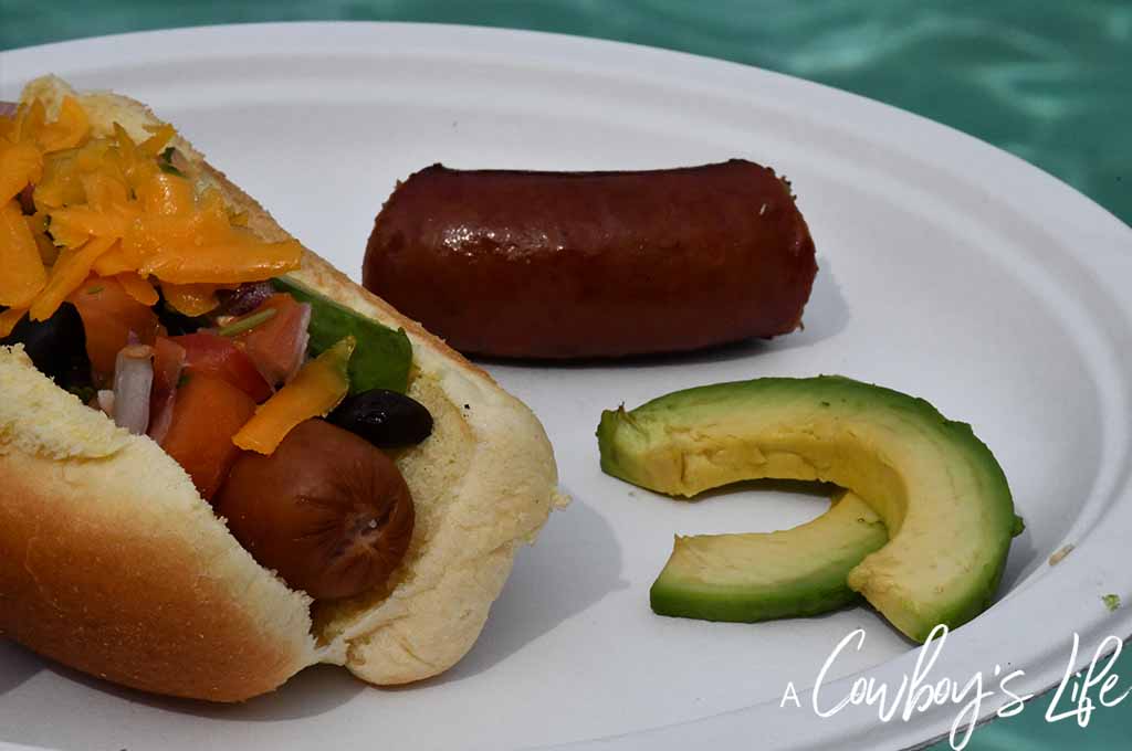 How to make Tex-Mex hot dogs