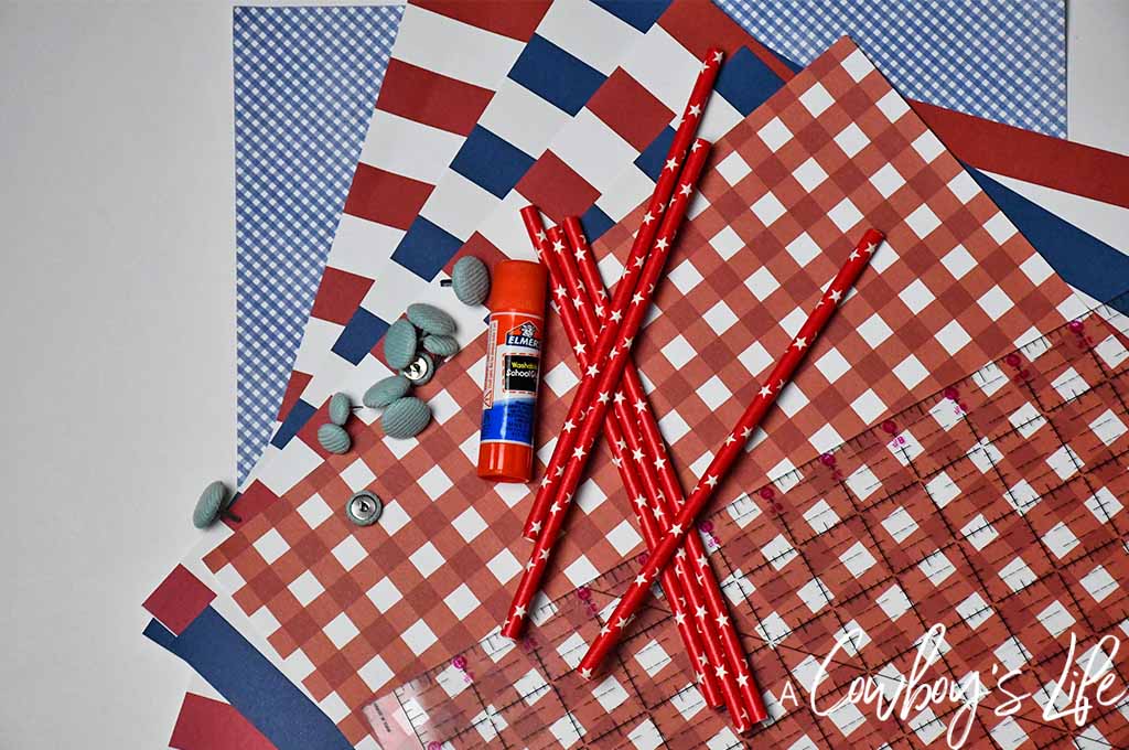 Easy Patriotic Pinwheel Craft | DIY Pinwheel | Summer Crafts | 4th of July Crafts | Fourth of July Craft #pinwheel #pinwheelcraft #summercraft