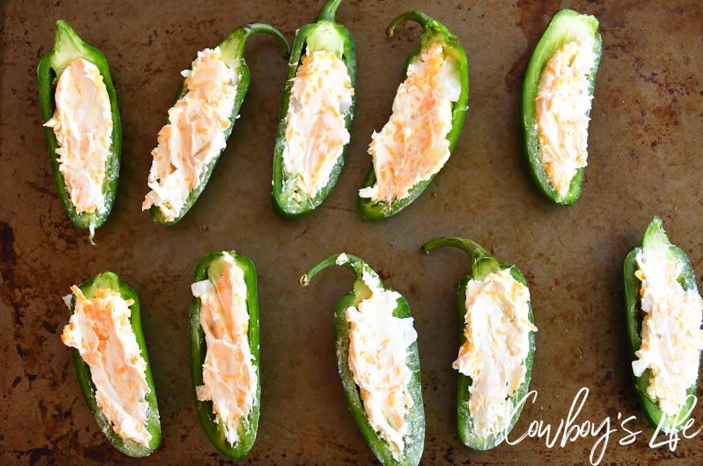 grilled shrimp jalapeño poppers | jalapeño poppers | grilled poppers | grilled shrimp | appetizers | game day recipes | football recipes #jalapenopoppers #appetizers #gameday