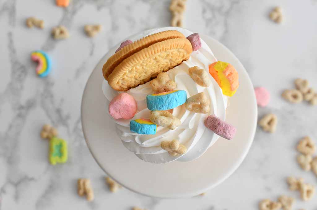 How to make Lucky Charms Cupcakes
