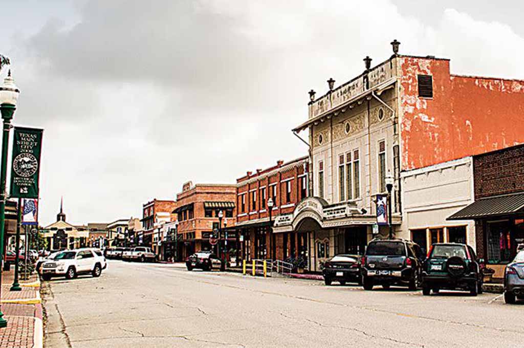 Best things to do in Conroe, TX (2022 Guide) - A Cowboys Life