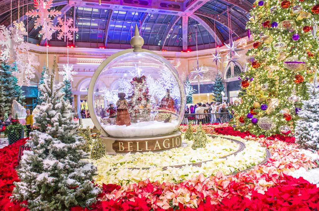 Holiday Time at the Bellagio Conservatory