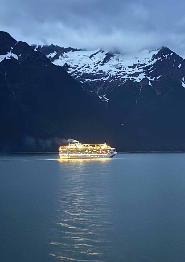 Reasons to Visit Alaska on a Cruise