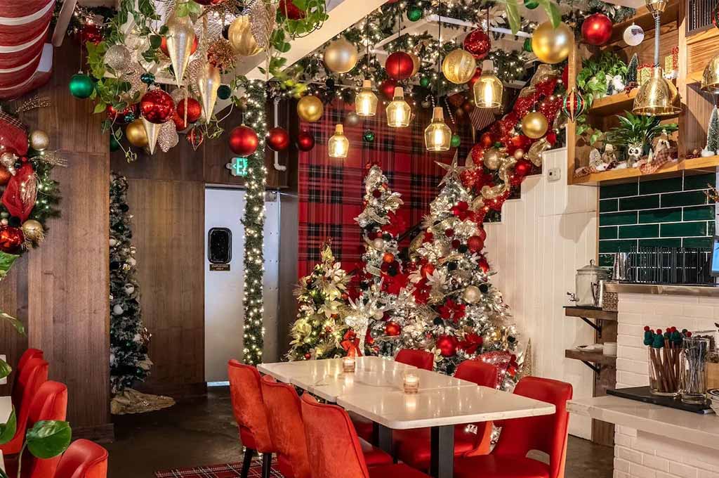 Best Christmas Restaurants & Bars in Dallas